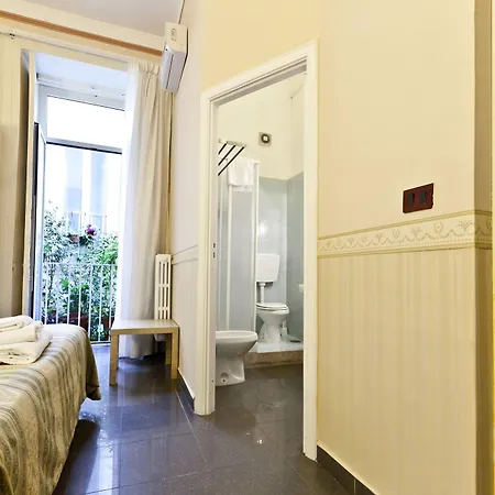 Medinaples Oda ve Kahvaltı Napoli