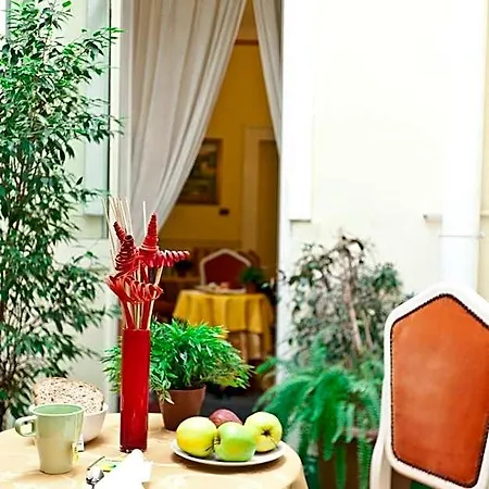 فندق مبيت وإفطار Medinaples
