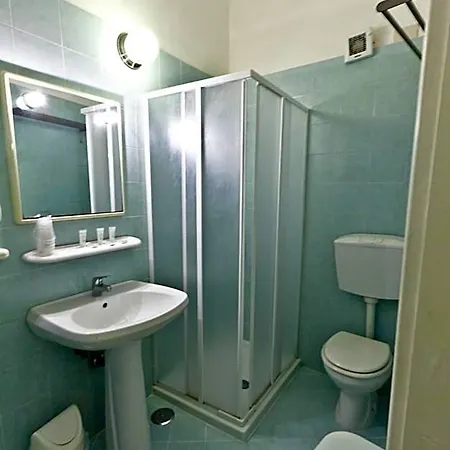 فندق مبيت وإفطار Medinaples