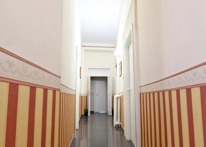Medinaples Nocleg ze śniadaniem Neapol
