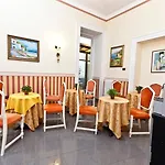 Medinaples فندق مبيت وإفطار 4*