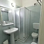 فندق مبيت وإفطار Medinaples 4*